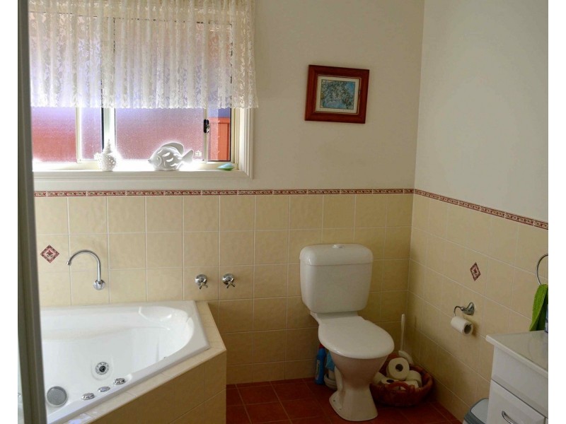 118 Fairway Drive, Sanctuary Point NSW 2540