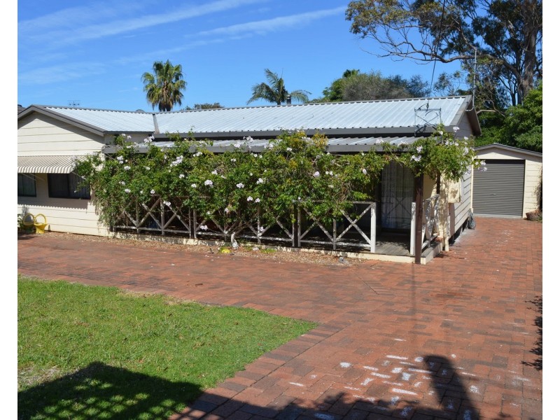 1 Pelican Street, Sanctuary Point NSW 2540