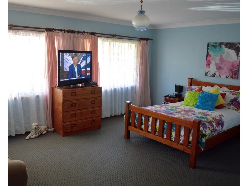 1 Pelican Street, Sanctuary Point NSW 2540