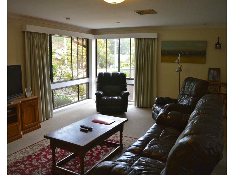 15 Elanora Parade, Basin View NSW 2540