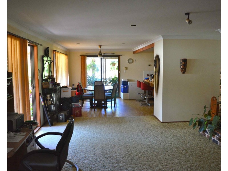 32 Audrey Avenue, Basin View NSW 2540