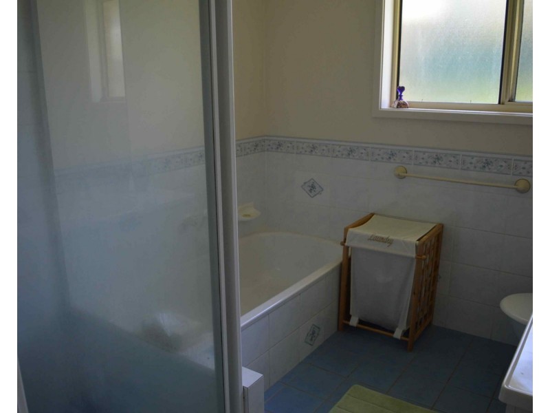 12 Beaver Avenue, Sanctuary Point NSW 2540