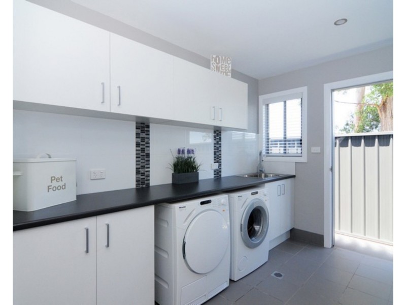 4 Frances Crescent, St Georges Basin NSW 2540