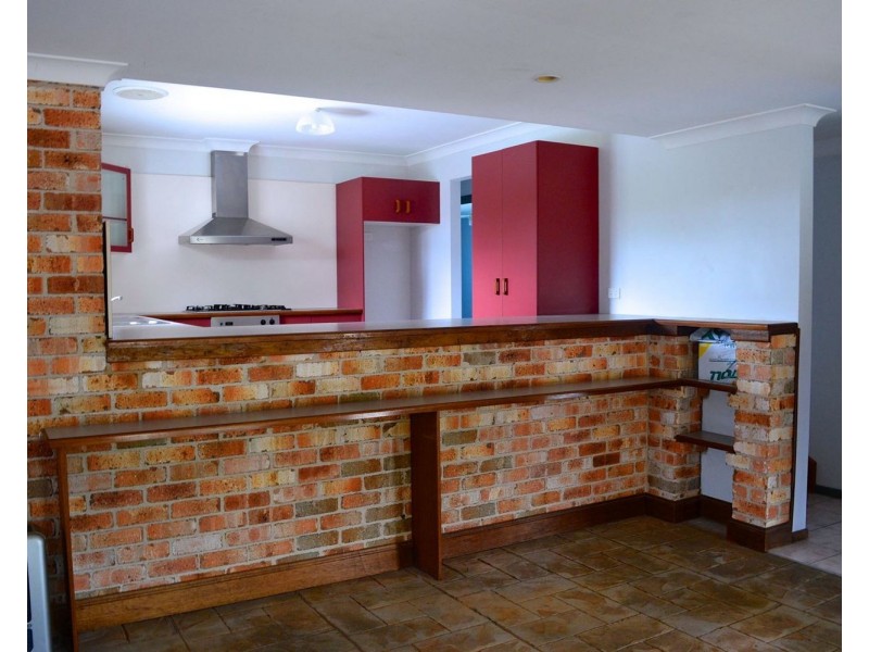 9 Watersedge Avenue, Basin View NSW 2540