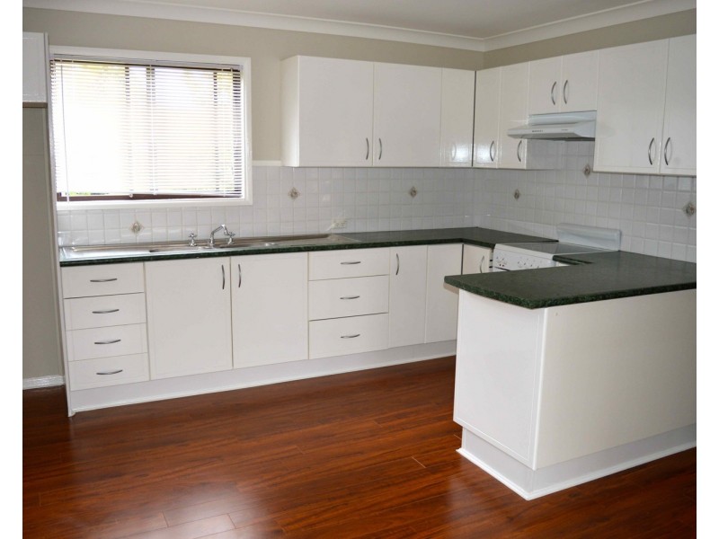 32 Dorothy Avenue, Basin View NSW 2540