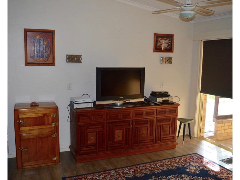 3 Elanora Parade, Basin View NSW 2540