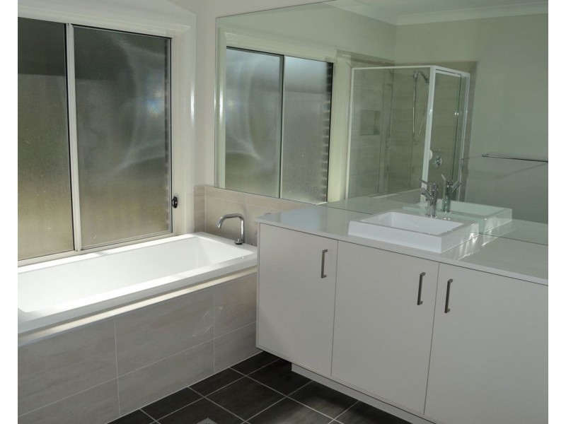 21 Reserve Road, Basin View NSW 2540