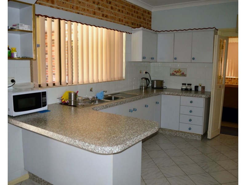 1 Claylands Drive, St Georges Basin NSW 2540