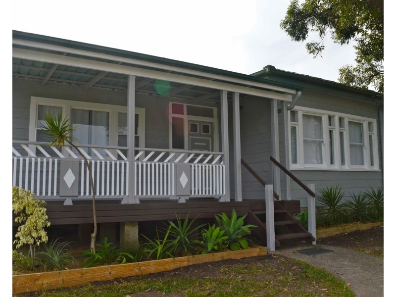24  Tasman Road, St Georges Basin NSW 2540