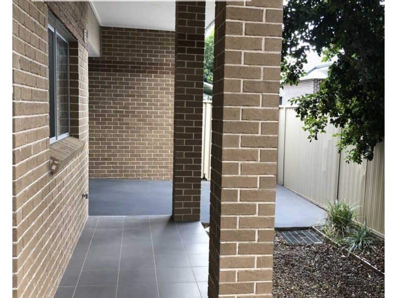 2/34 Canberra Street, St Marys NSW 2760