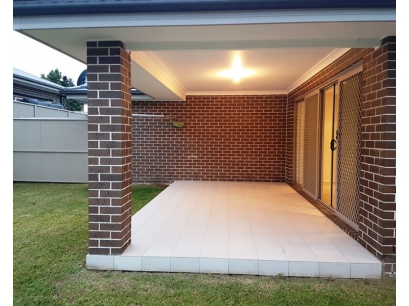 3 Dewpoint Road, Spring Farm NSW 2570