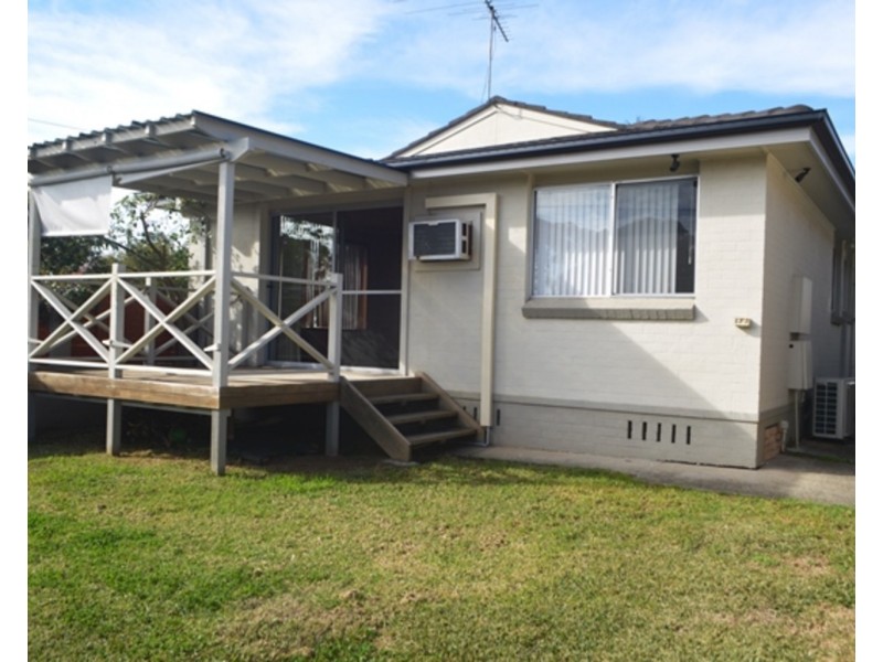 10 Maurice Street, St Clair NSW 2759