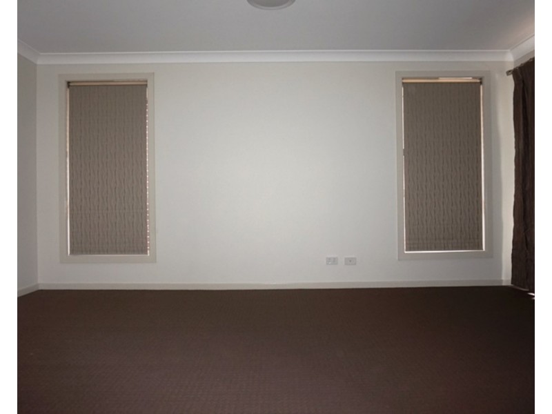 31 Bravo Avenue, Middleton Grange NSW 2171