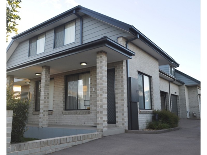 1/99 Canberra Street, Oxley Park NSW 2760