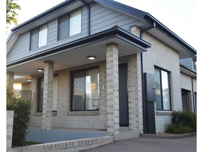 1/99 Canberra Street, Oxley Park NSW 2760