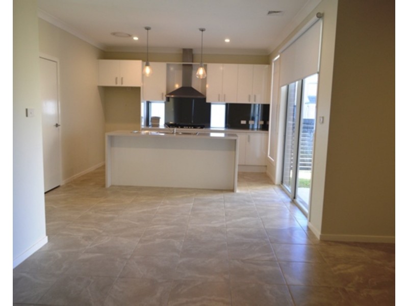 27 Walshaw Street, Penrith NSW 2750