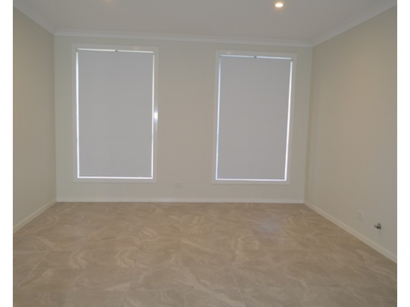 27 Walshaw Street, Penrith NSW 2750