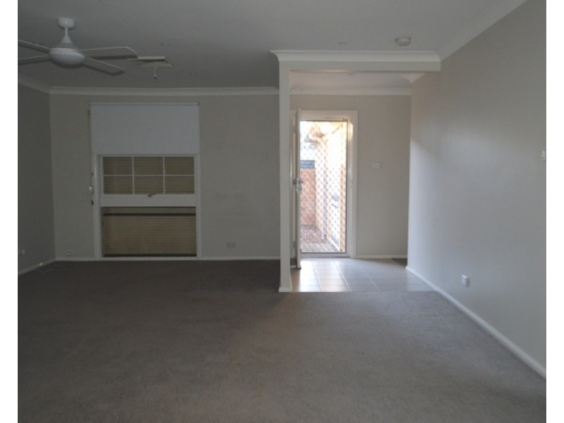 32 William Howell Drive, Glenmore Park NSW 2745