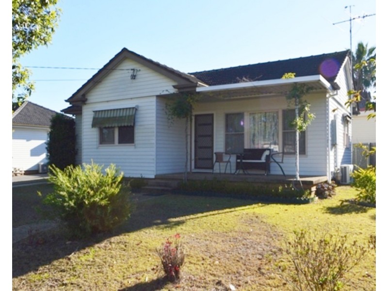 5 Thompson Avenue, St Marys NSW 2760