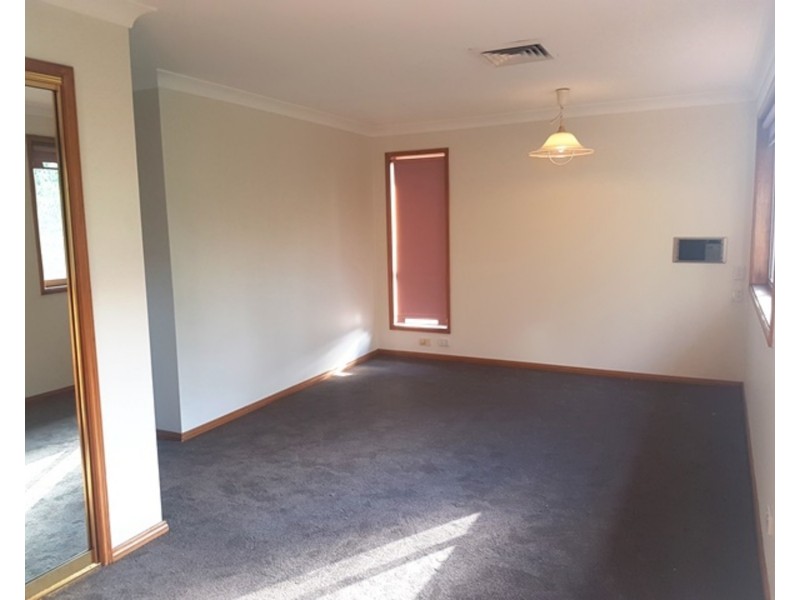 12 Ivanhoe Place, Oatlands NSW 2117