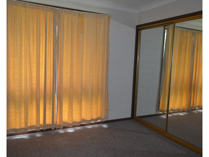 85 Melville Road, St Clair NSW 2759