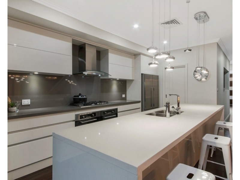 9 Pennard Crescent, Luddenham NSW 2745