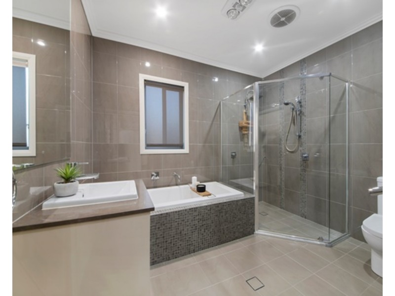 9 Pennard Crescent, Luddenham NSW 2745