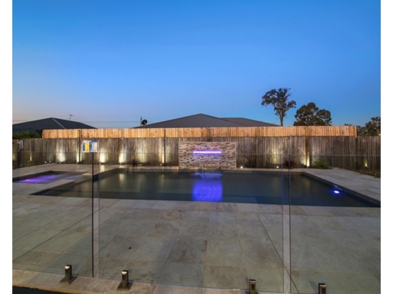 9 Pennard Crescent, Luddenham NSW 2745