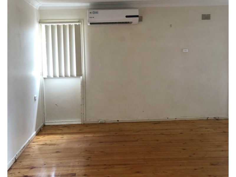 30 Marquesa Crescent, Lethbridge Park NSW 2770