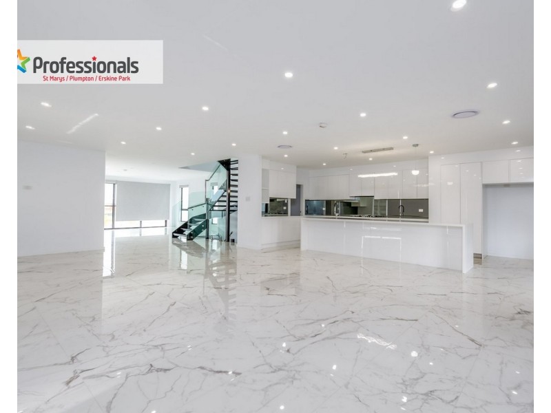 4 Burrawang Close, Kingswood NSW 2747