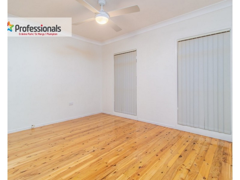 10 Kemerton Street, St Clair NSW 2759