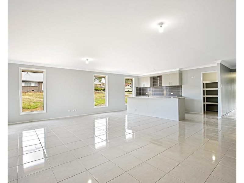 52 St Heliers Road, Silverdale NSW 2752