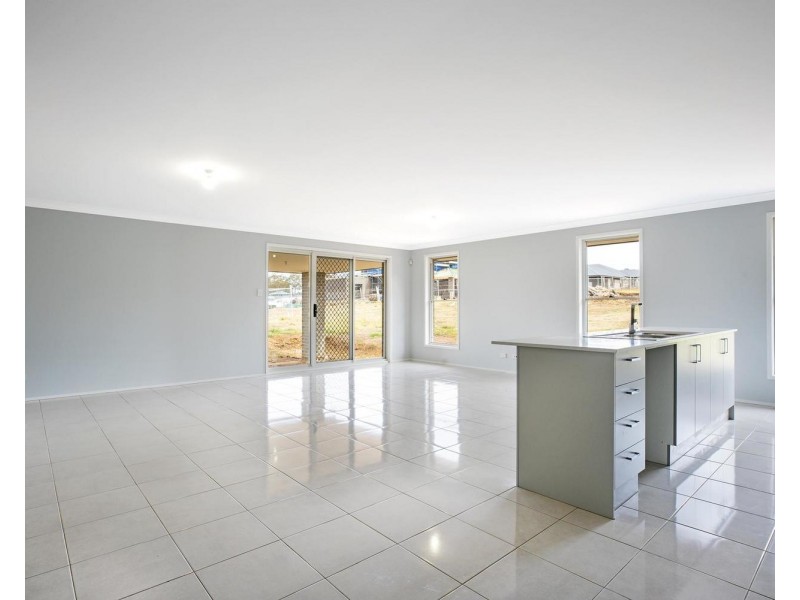 52 St Heliers Road, Silverdale NSW 2752