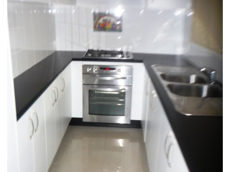 1/27 Tanzanite Street, Quakers Hill NSW 2763