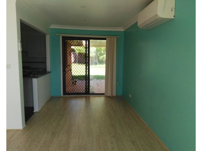 17 Aminta Crescent, Hassall Grove NSW 2761