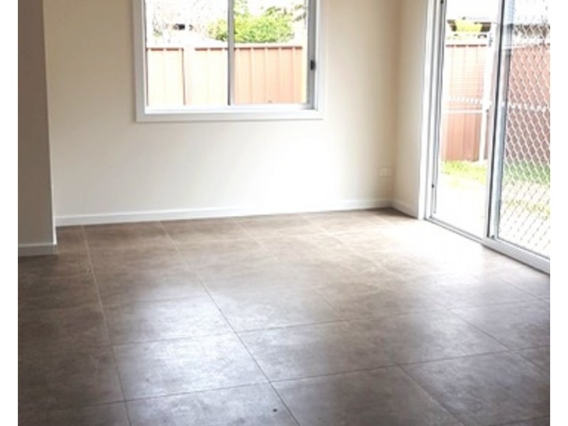 11A Alpine Circuit, St Clair NSW 2759