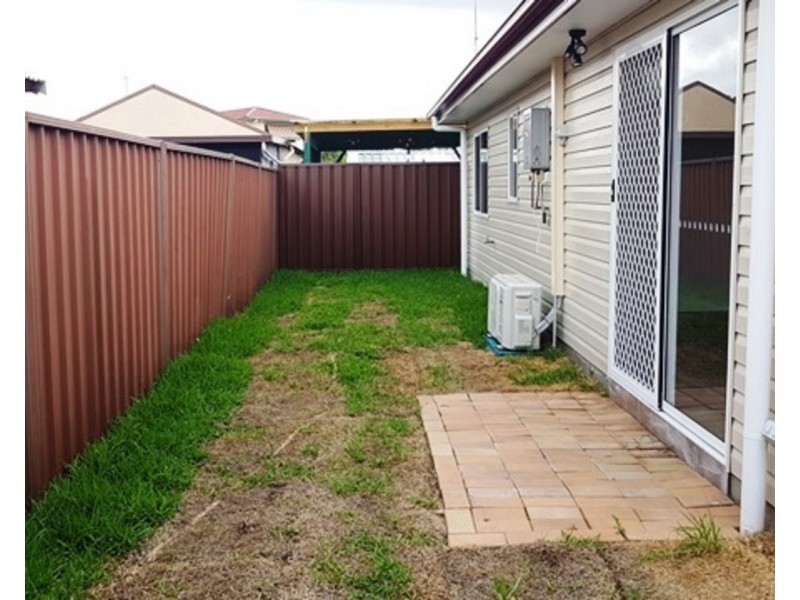 11A Alpine Circuit, St Clair NSW 2759