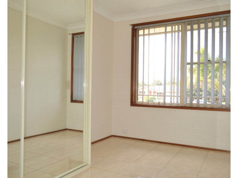 7 Henley Grove, St Clair NSW 2759