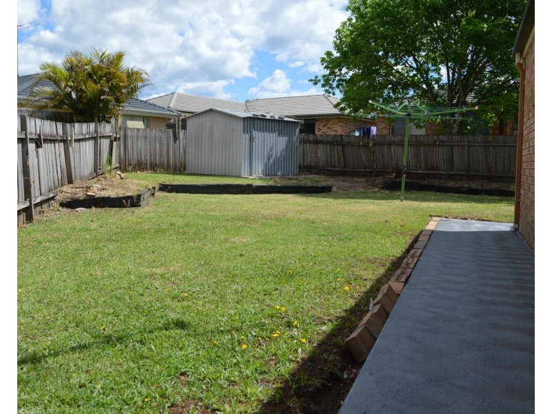 7 Henley Grove, St Clair NSW 2759