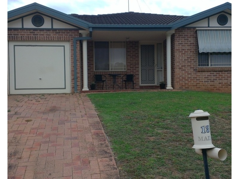 13 Cowan Place, Glenmore Park NSW 2745
