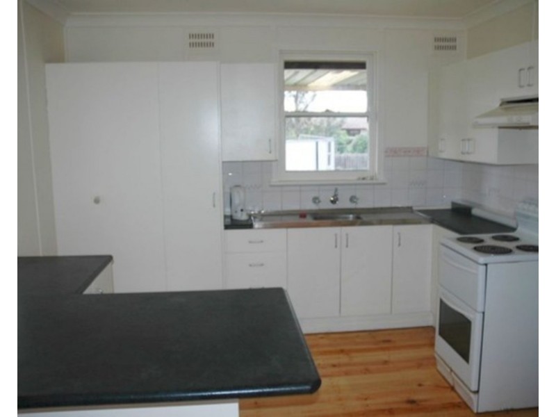 68 Mariana Crescent, Lethbridge Park NSW 2770