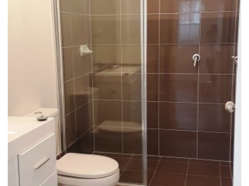 Granny Flat/10B Owens Street, Spring Farm NSW 2570