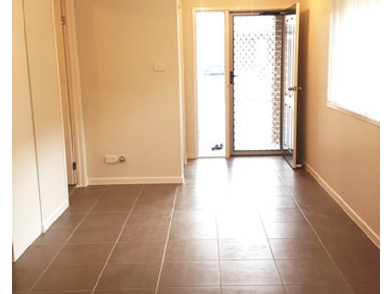 Granny Flat/10B Owens Street, Spring Farm NSW 2570