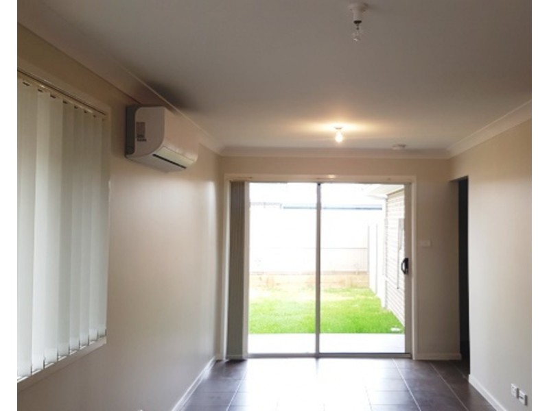 Granny Flat/10B Owens Street, Spring Farm NSW 2570