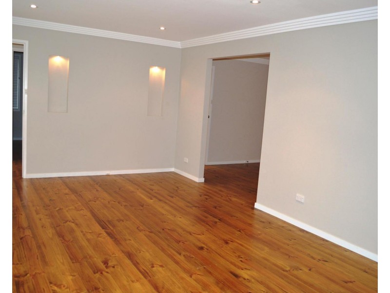 11 Nungeroo Avenue, Jamisontown NSW 2750