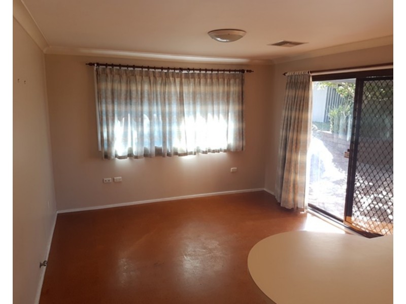 3 Pecos Close, St Clair NSW 2759