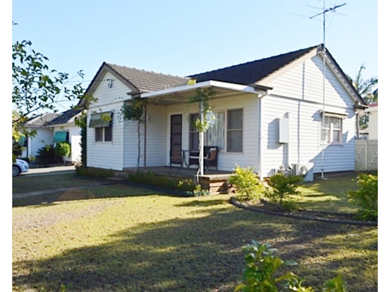 5 Thompson Avenue, St Marys NSW 2760