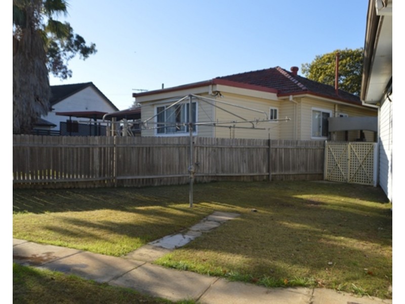 5 Thompson Avenue, St Marys NSW 2760