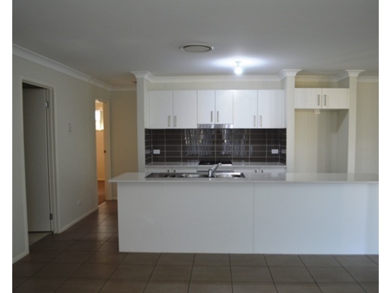 21 Silky Road, Spring Farm NSW 2570