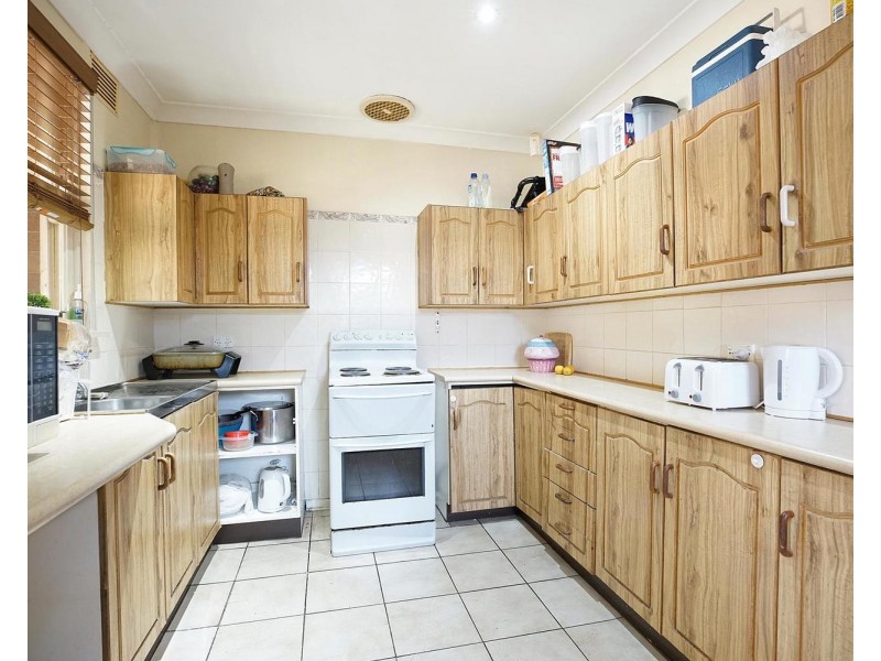 5 Le Maire Avenue, Lethbridge Park NSW 2770